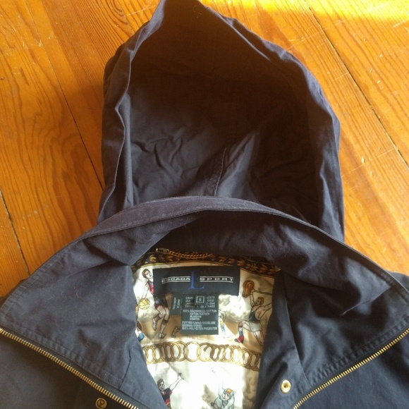 **SALE** Escada Coat W/ Awesome Sport Lining - Picture 7 of 11